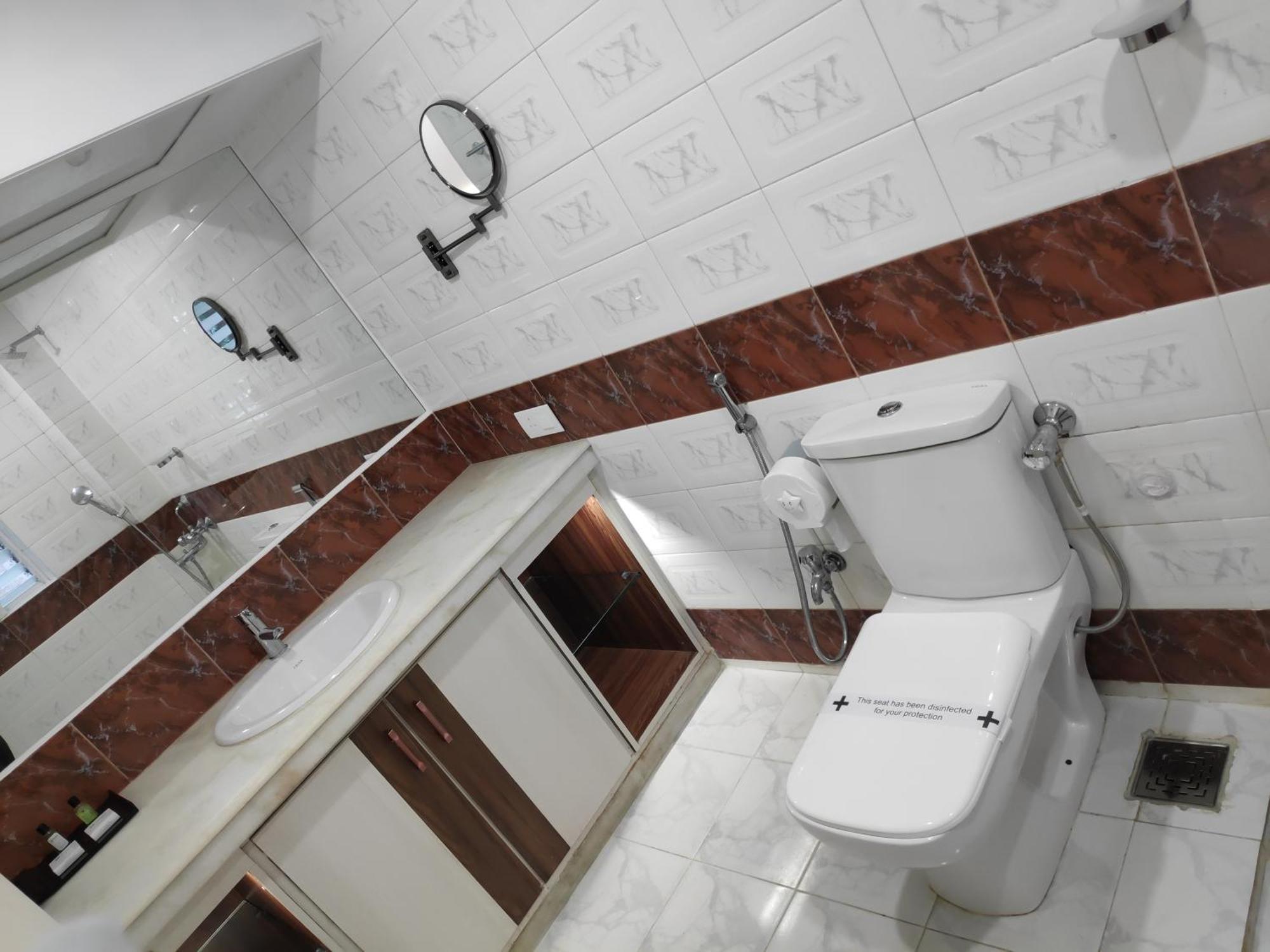 White House By Maxxvalue Service Apartments Bandra 孟买 外观 照片