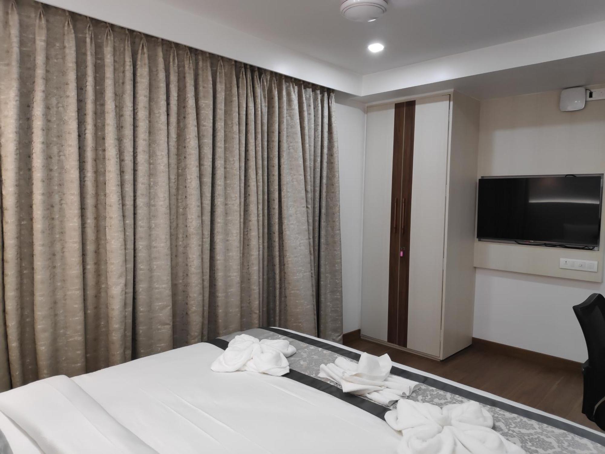 White House By Maxxvalue Service Apartments Bandra 孟买 外观 照片