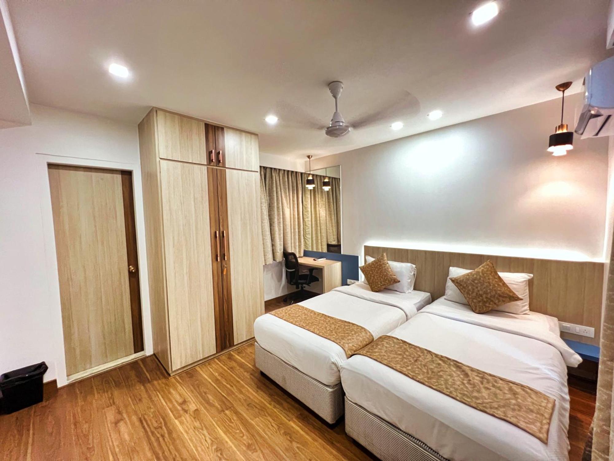 White House By Maxxvalue Service Apartments Bandra 孟买 外观 照片