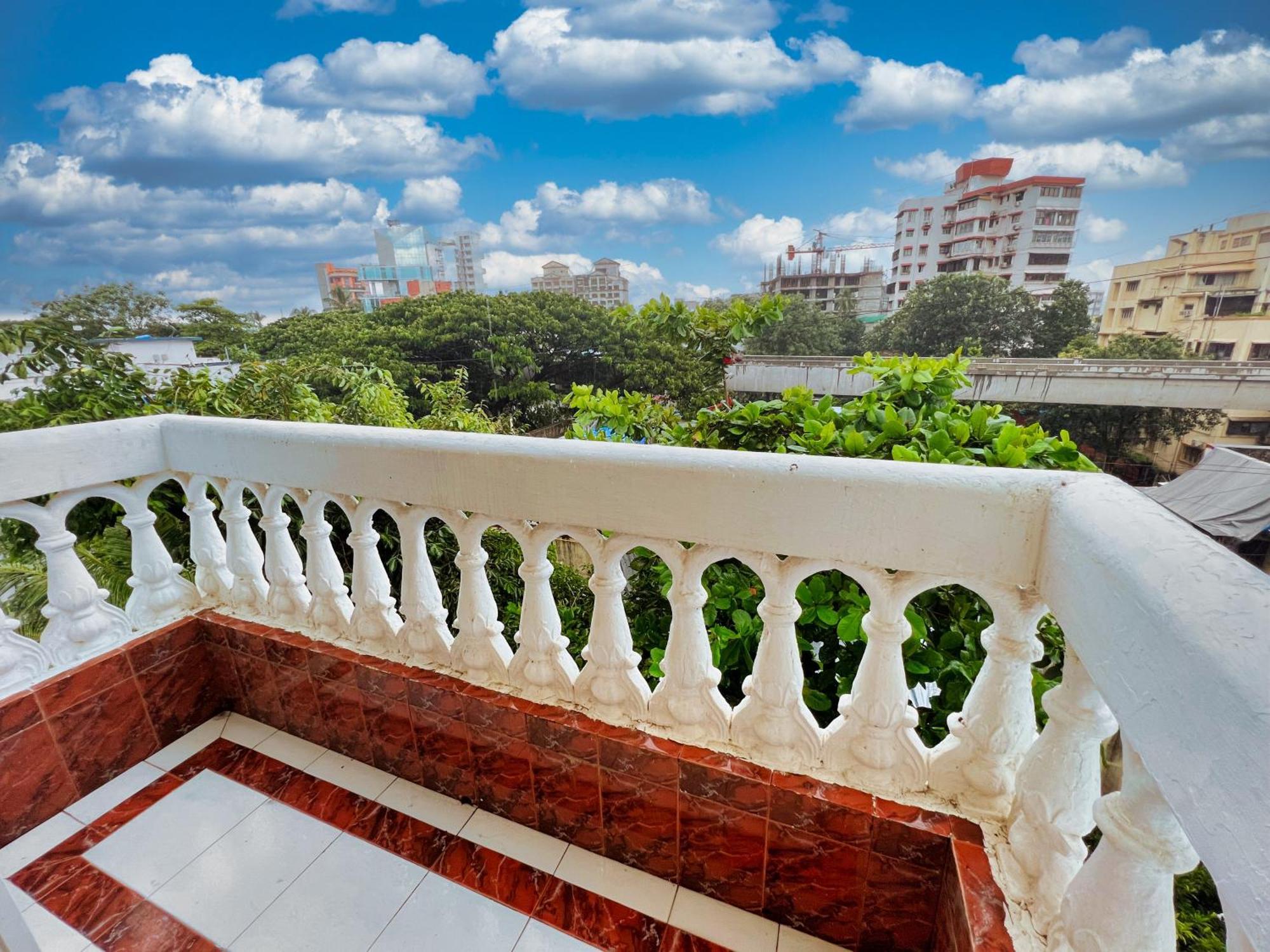 White House By Maxxvalue Service Apartments Bandra 孟买 外观 照片
