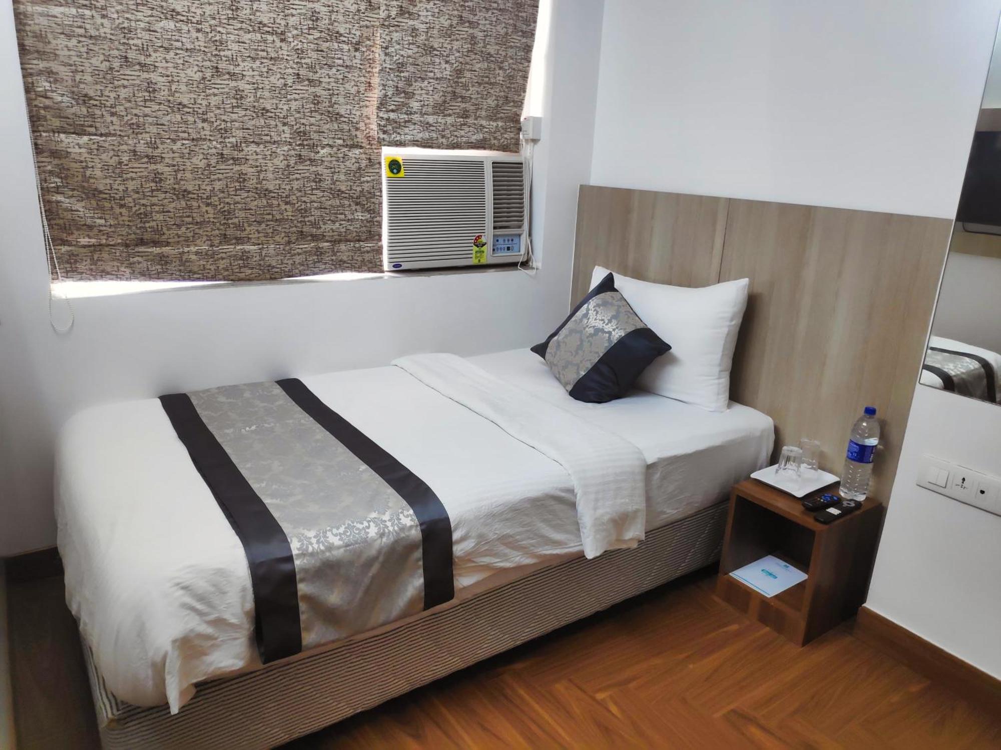 White House By Maxxvalue Service Apartments Bandra 孟买 外观 照片